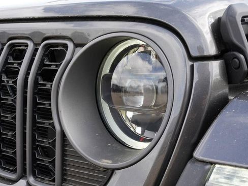 New 2026 Jeep Gladiator Sport image 27