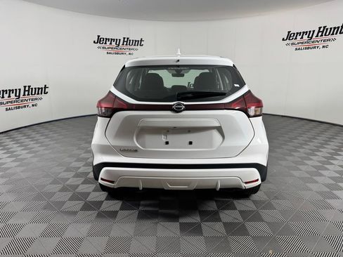 Used 2024 Nissan Kicks S w/ Interior Electronics Package image 9