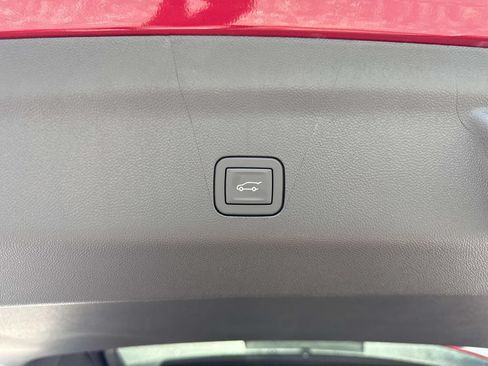 New 2026 Cadillac Escalade ESV 2WD w/ LPO, Floor Liner Package image 12