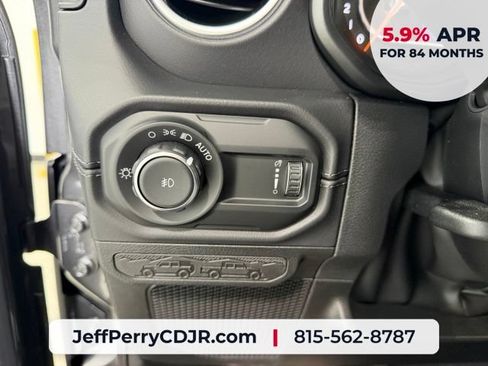 New 2026 Jeep Wrangler Unlimited Sahara AWD/4WD image 10