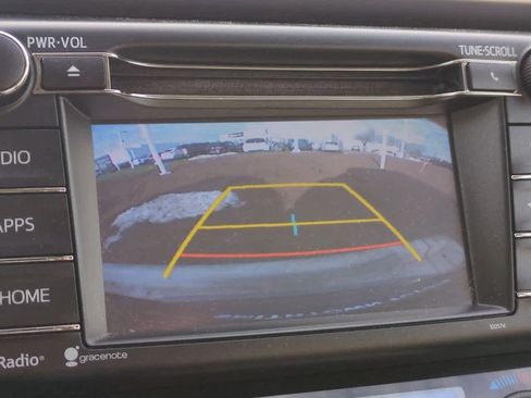 Used 2018 Toyota RAV4 XLE image 29