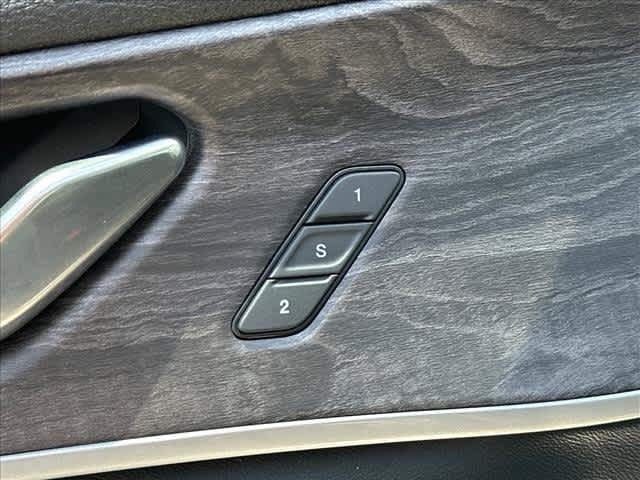 Used 2021 Jeep Grand Cherokee L Limited AWD/4WD image 19