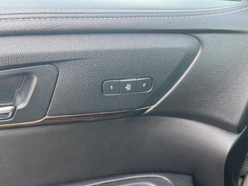 Used 2014 GMC Acadia Denali image 24