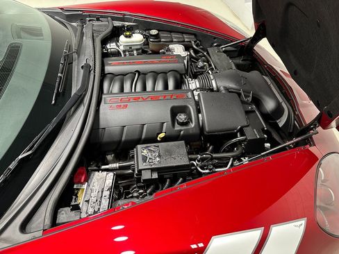 Used 2010 Chevrolet Corvette Grand Sport w/ Preferred Equipment Group image 6