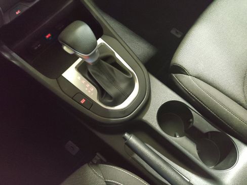 Used 2023 Kia Forte LXS image 26