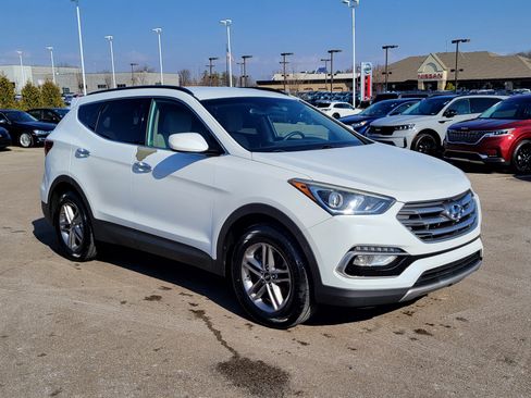 Used 2017 Hyundai Santa Fe Sport image 30