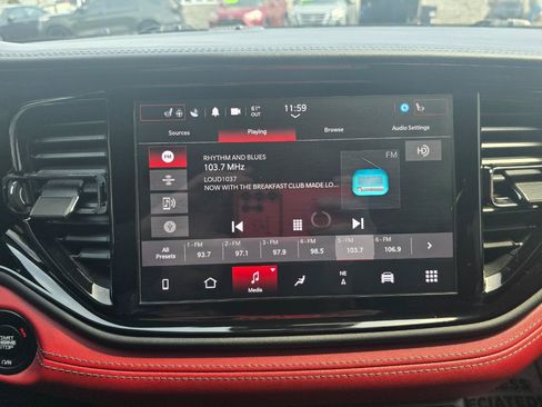 Used 2022 Dodge Durango R/T AWD/4WD image 9