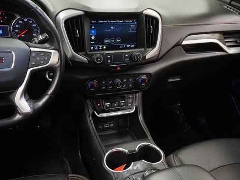 Used 2021 GMC Terrain SLT w/ Elevation Edition image 24