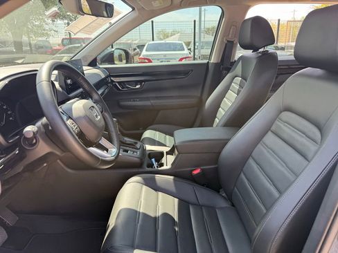 Used 2025 Honda CR-V EX-L image 10