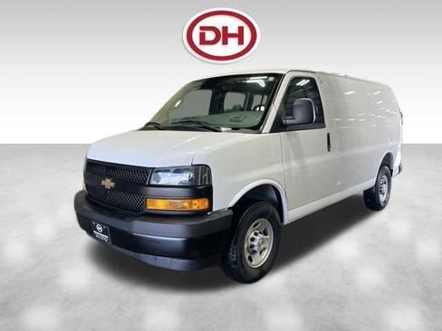 New 2026 Chevrolet Express 2500 w/ Driver Convenience Package RWD image 6