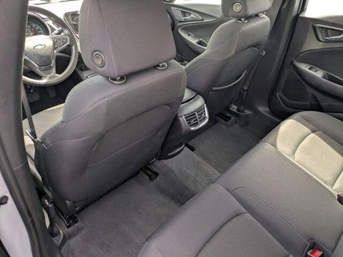 Used 2023 Chevrolet Malibu LT image 16