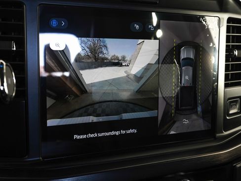 Used 2026 Ford F450 Lariat w/ FX4 Off-Road Package image 24