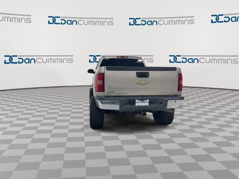 Used 2008 Chevrolet Silverado 2500 LTZ w/ Suspension Package, Off-Road image 7