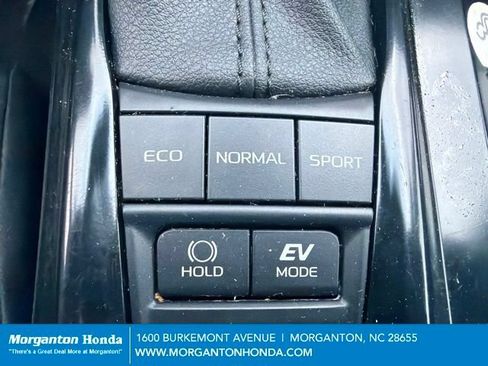 Used 2025 Toyota Camry LE FWD image 20