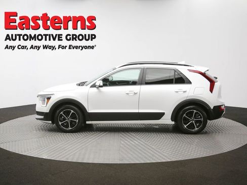 Used 2023 Kia Niro EX image 55