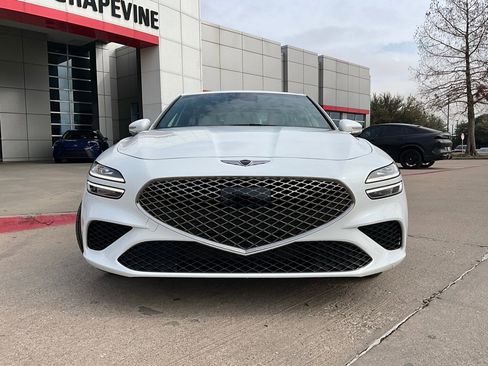 Used 2025 Genesis G70 2.5T image 4