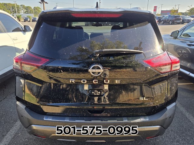 Used 2023 Nissan Rogue SL w/ SL Premium Package FWD image 3