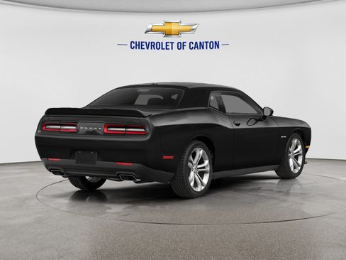 Used 2023 Dodge Challenger R/T w/ Blacktop Package RWD image 2