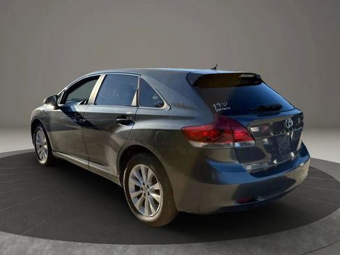 Used 2013 Toyota Venza LE image 3