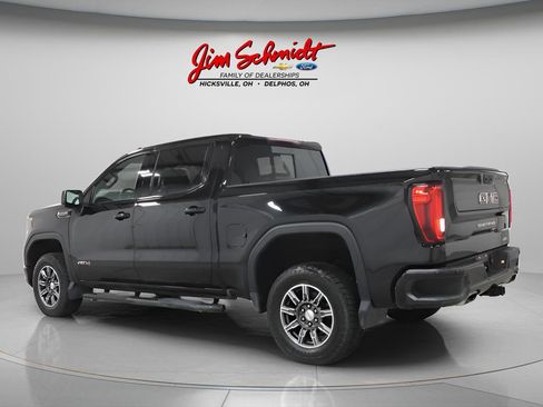 Used 2024 GMC Sierra 1500 AT4 w/ AT4 Preferred Package image 4