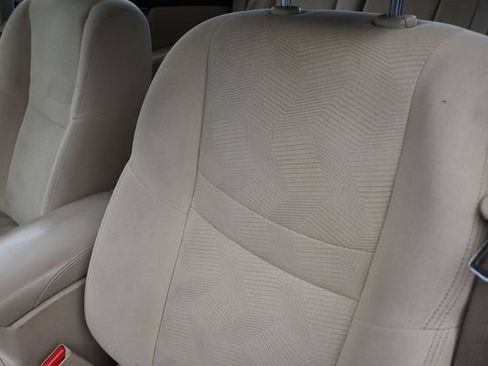 Used 2016 Nissan Rogue S AWD/4WD image 16