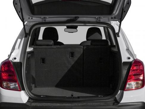 Used 2016 Chevrolet Trax LS image 16