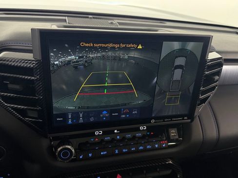 Used 2024 Toyota Tundra Platinum AWD/4WD image 16