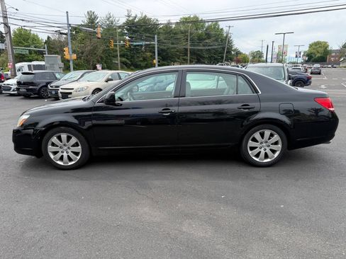 Used 2007 Toyota Avalon XLS FWD image 6
