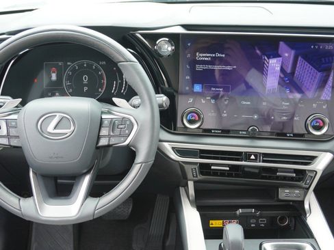 Used 2024 Lexus RX 350 Premium w/ Accessory Package (Z1) AWD/4WD image 29