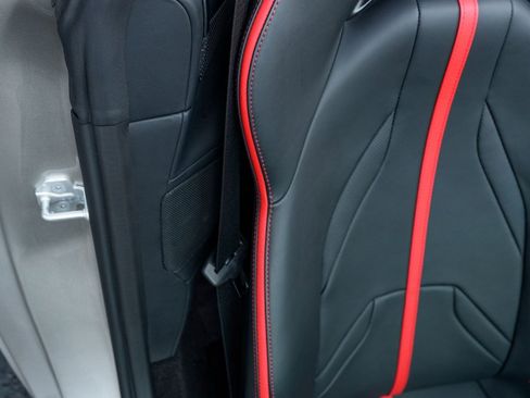 Used 2022 Ferrari 812 GTS RWD image 26