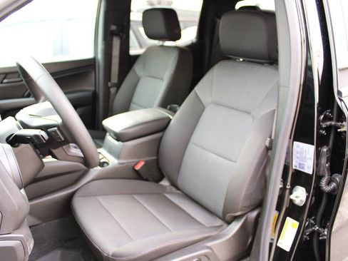 Used 2024 Chevrolet Colorado W/T w/ WT Convenience Package II image 6