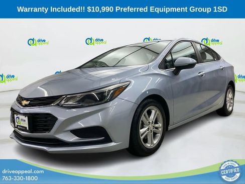 Used 2017 Chevrolet Cruze LT w/ Convenience Package FWD image 2