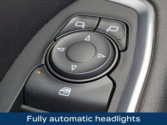 Used 2024 Chevrolet Silverado 1500 LT AWD/4WD image 19