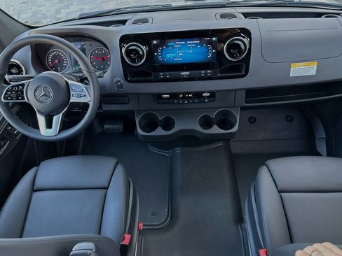 New 2023 Mercedes-Benz Sprinter 2500 image 15