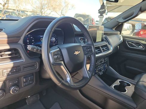 Used 2024 Chevrolet Tahoe LT w/ Luxury Package image 2