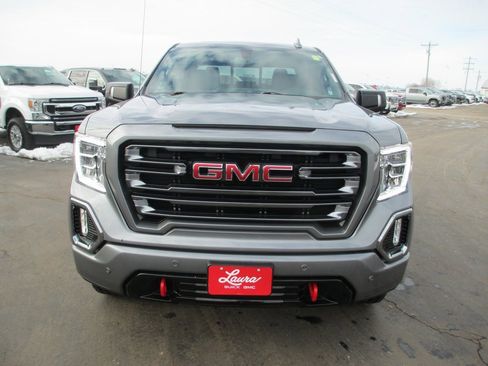 Certified 2022 GMC Sierra 1500 AT4 w/ AT4 Premium Package image 11