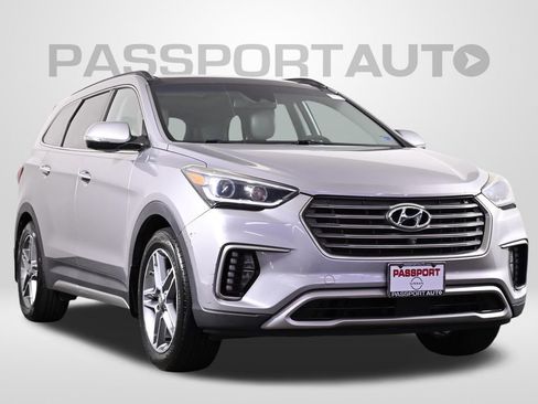Used 2018 Hyundai Santa Fe Limited FWD image 4