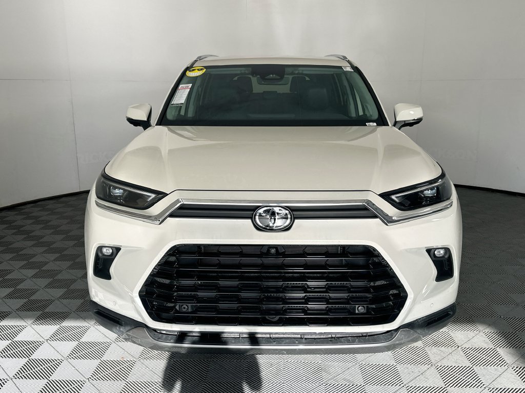 Used 2024 Toyota Grand Highlander AWD Hybrid image 8