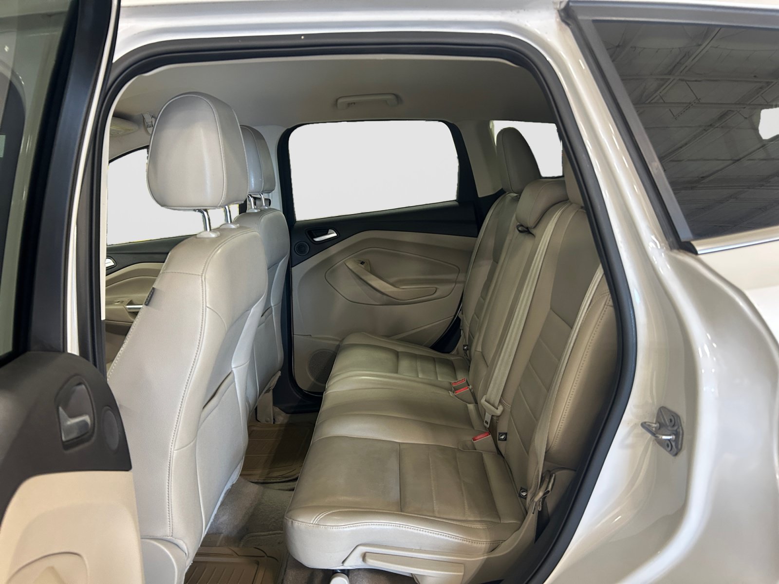 Used 2015 Ford Escape SE w/ Equipment Group 201A FWD image 12