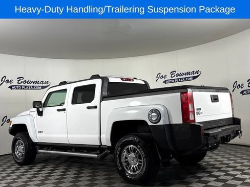 Used 2009 HUMMER H3T AWD/4WD image 9