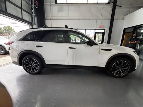 Used 2025 MAZDA CX-70 3.3 Turbo w/ Preferred Package AWD/4WD image 6