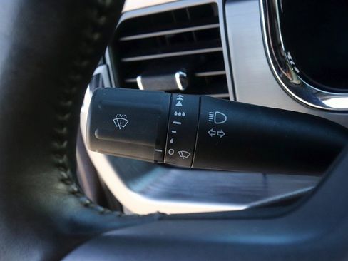 Used 2022 Ford F150 Lariat image 26