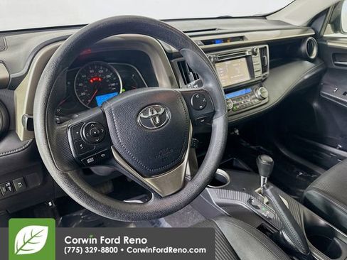 Used 2014 Toyota RAV4 XLE AWD/4WD image 9