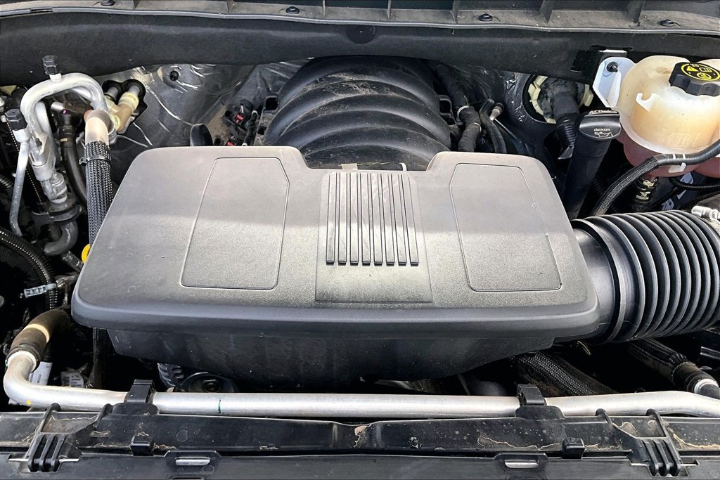 Used 2023 GMC Yukon Denali Ultimate AWD/4WD image 9