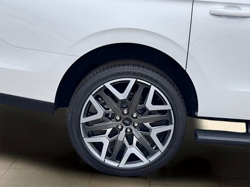 New 2026 Ford Expedition Max Platinum w/ Platinum Ultimate Package image 48