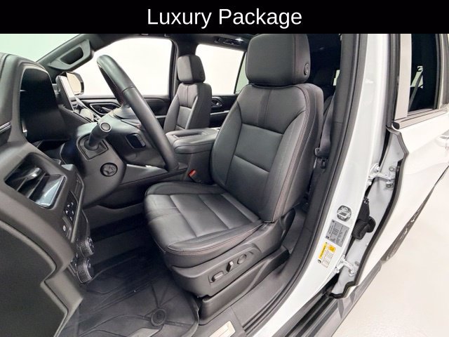 Certified 2024 Chevrolet Tahoe RST w/ Luxury Package AWD/4WD image 8