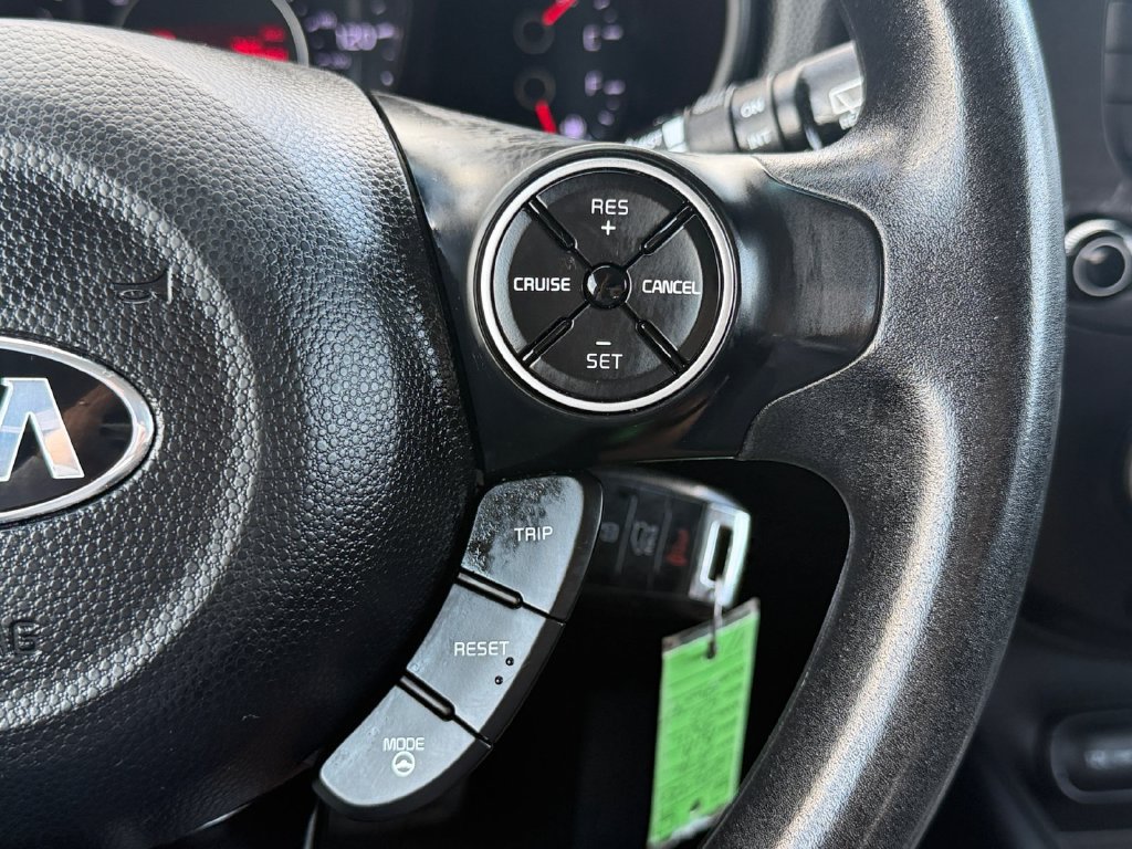 Used 2016 Kia Soul FWD image 21