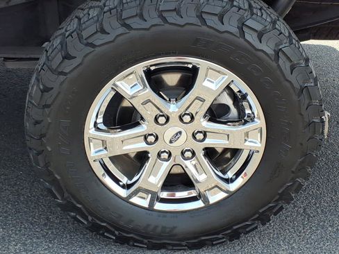 Used 2023 Ford F150 Lariat AWD/4WD image 11