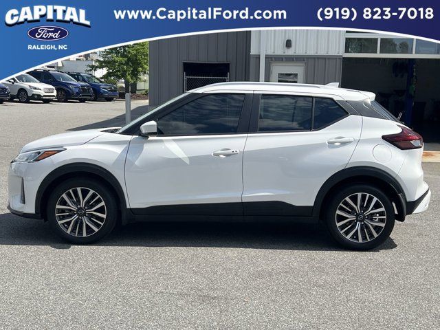 Used 2024 Nissan Kicks SV FWD image 10
