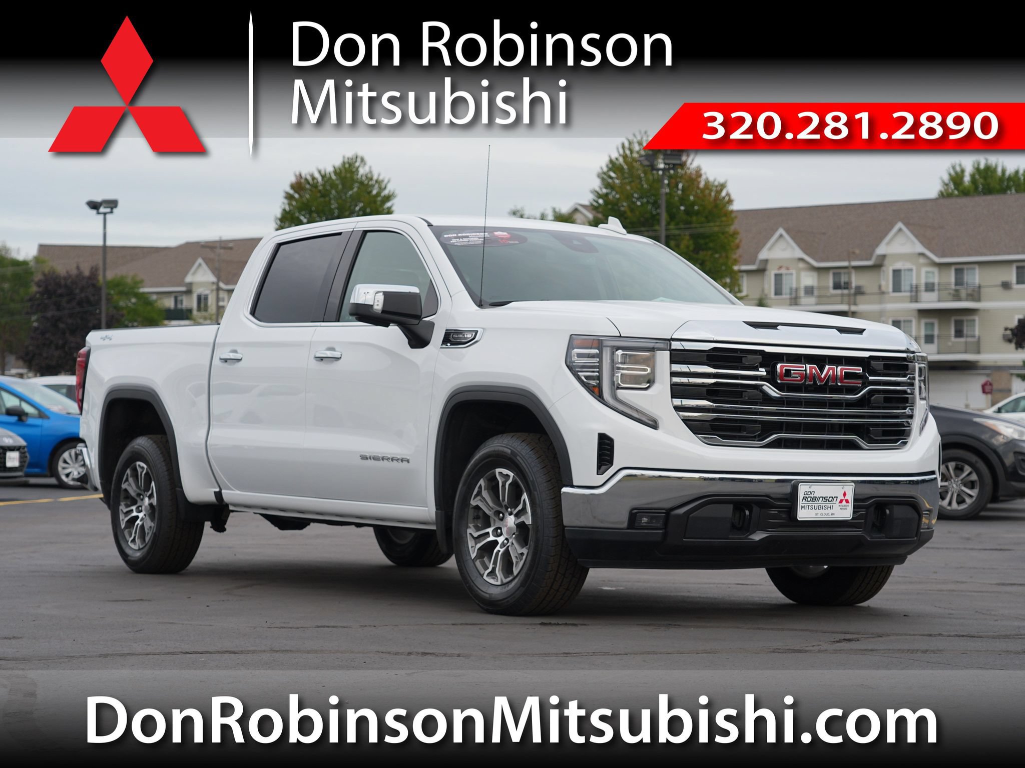Used 2025 GMC Sierra 1500 SLT AWD/4WD image 1